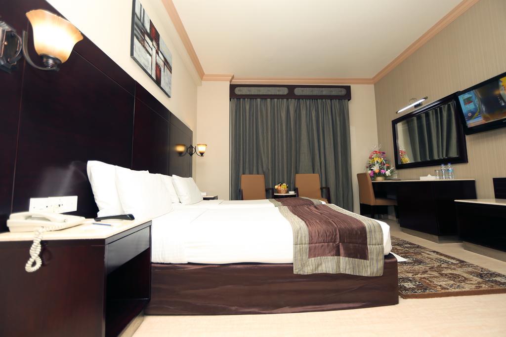 Signature Inn Al Riqqa Dubai Exterior foto
