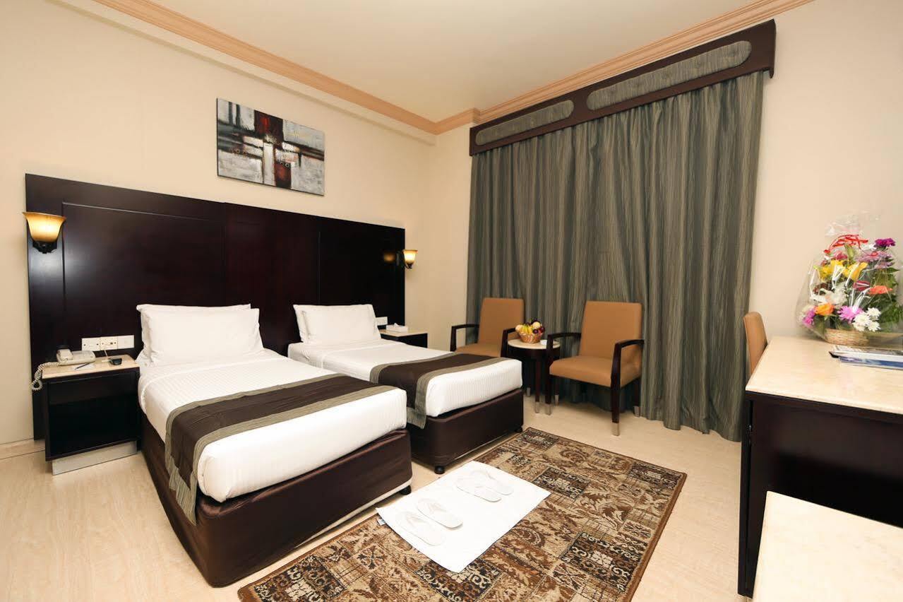Signature Inn Al Riqqa Dubai Exterior foto