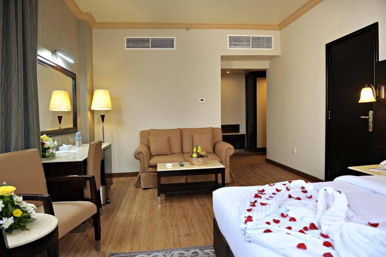 Signature Inn Al Riqqa Dubai Exterior foto